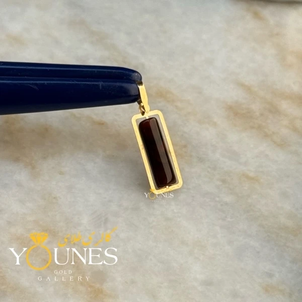 آویز طلا سنگ عقیق تیره